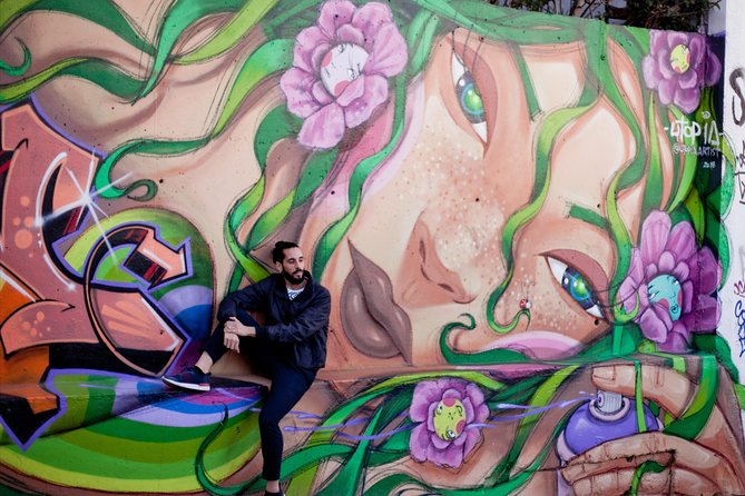 Lisbon: Street Art Walk - Meeting at Coreto da Graça, then committing to the climb