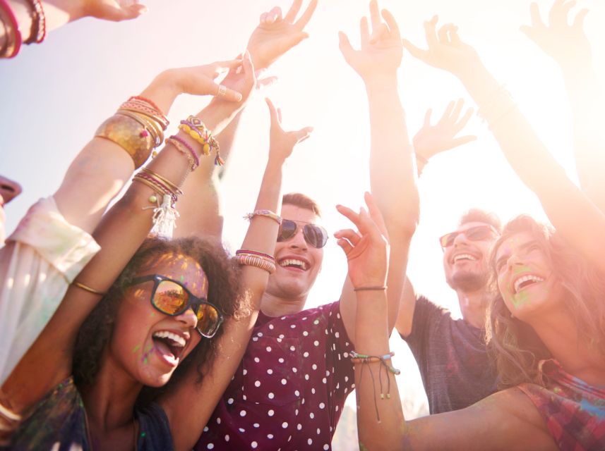 Lisbon: Sunset Boat Party Cruise with DJ and Open Bar - What the 150 Minutes Actually Feels Like