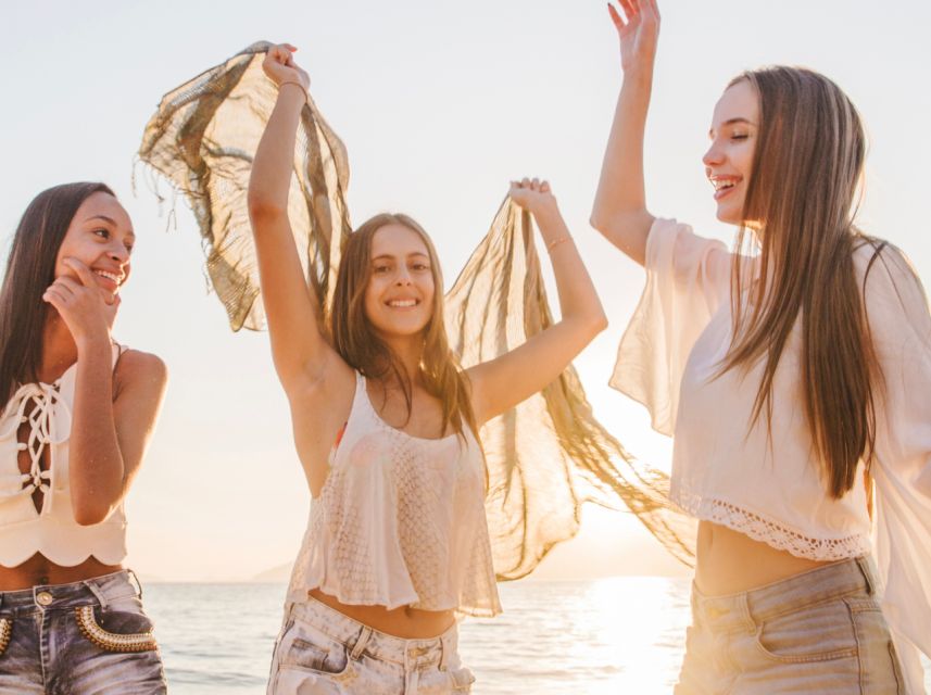 Lisbon: Sunset Boat Party Cruise with DJ and Open Bar - Practical Tips So Your Night Goes Smoothly