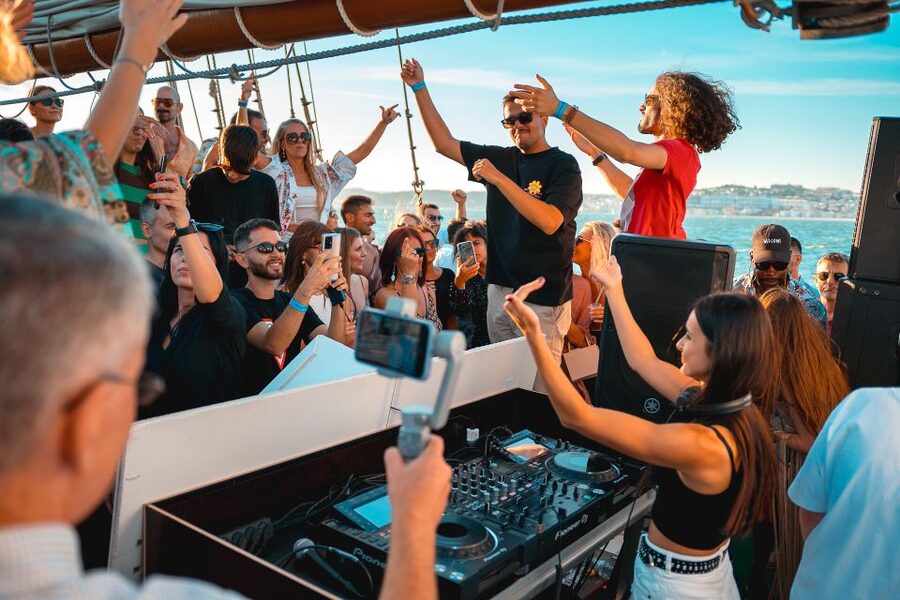 Lisbon: Sunset Boat Party with Live DJ and Night Club Entry - Should You Book This Lisbon Sunset Boat Party?
