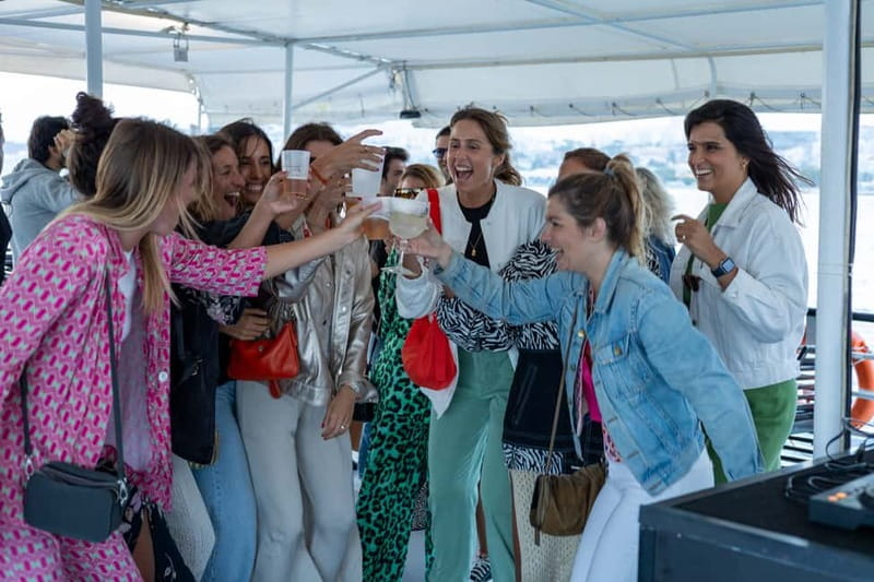 Lisbon: Sunset Boat Tour with Music and Drinks - Key takeaways before you board