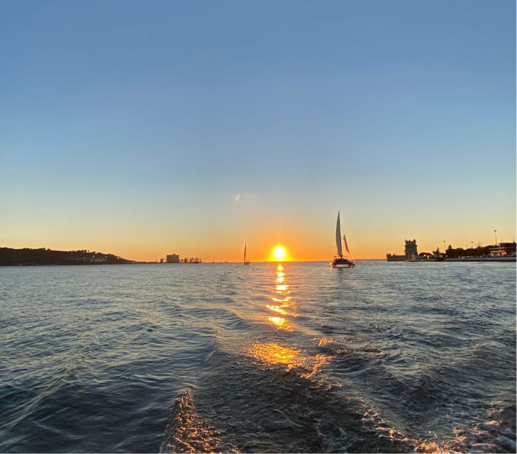 Lisbon: Sunset Boat Tour with Wine - Getting on Board at Royal Marine, and How the 2-Hour Flow Works