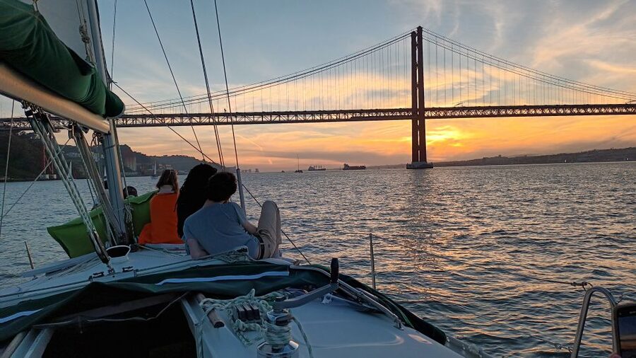 Lisbon: Sunset Cruise on The Tagus River with Welcome Drink - Welcome drink: a simple included touch that makes it feel like a real outing