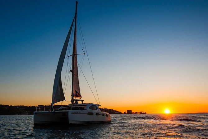 Lisbon: Sunset Cruise With Drinks on Spacious Yacht - Why a Tagus Sunset Cruise Feels Like the Smart Lisbon Plan