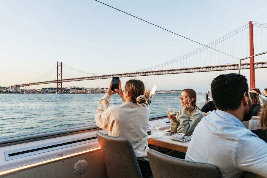 Lisbon: Sunset Cruise with Welcome Drink and Snacks - Where You Start: FRS Dolphin Check-In and Getting the Best Seats
