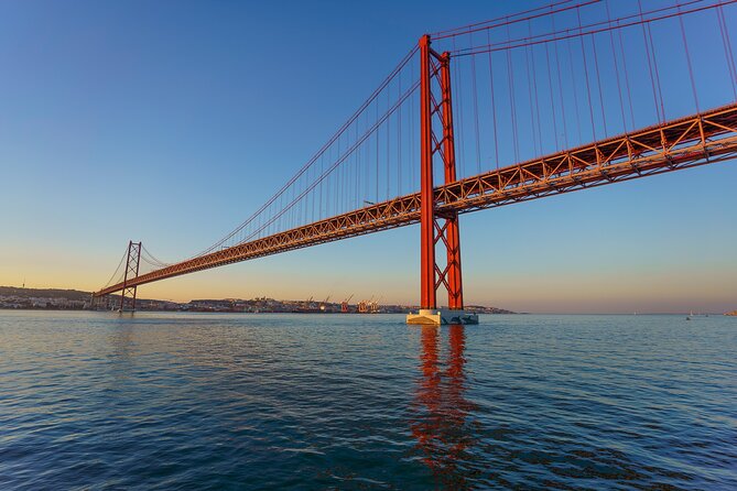 Lisbon Sunset Cruise with Wine and Snacks - The app audio in English: great if you like control, rough if you want a live guide