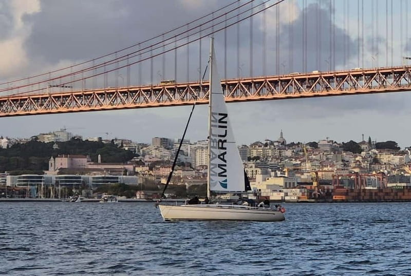 Lisbon: Sunset Sailing Boat Tour with Drinks - The route that makes 2 hours feel like more