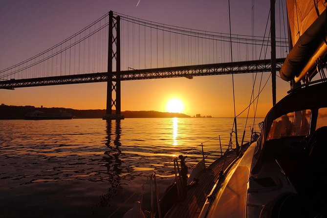 Lisbon Sunset Sailing Tour on Luxury Sailing Yacht with 2 Drinks - Where to Sit for the Best Views, Plus Blankets and a Bathroom