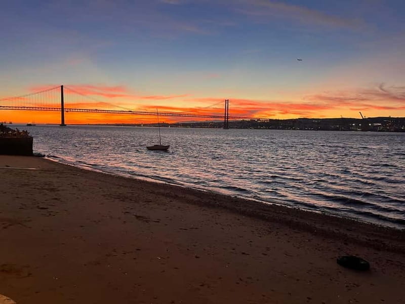 Lisbon: Sunset Sailing with Local Wine & Stunning Views - Your Tejo River route, stop by stop
