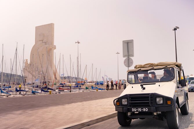 LISBON SUNSET TO NIGHT in Vintage Jeep with FOOD & DRINKS - Pickup and drop-off in Lisbon, without the usual tour trap