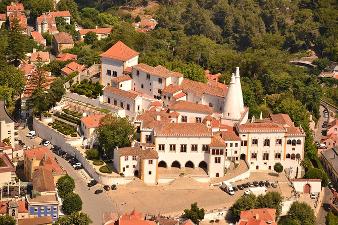 Lisbon Super Saver: 2-Day Sintra, Cascais, Fatima, Nazare and Obidos Small-Group Day Trips - Cabo da Roca to Cascais: Atlantic cliffs, Guincho, and photo stops