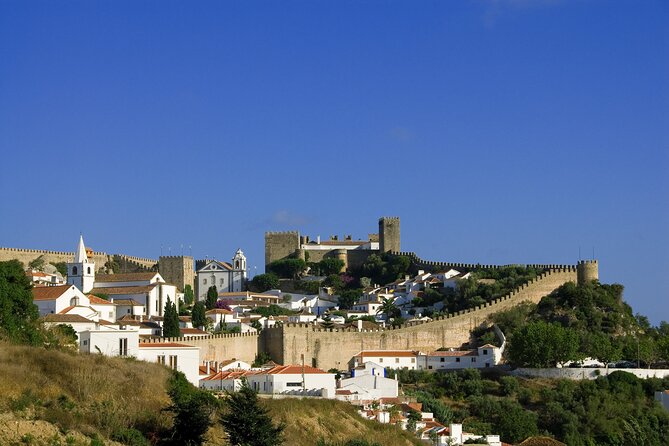 Lisbon Super Saver: 2-Day Sintra, Cascais, Fatima, Nazare and Obidos Small-Group Day Trips - Guides and pacing: when it clicks, it is magic