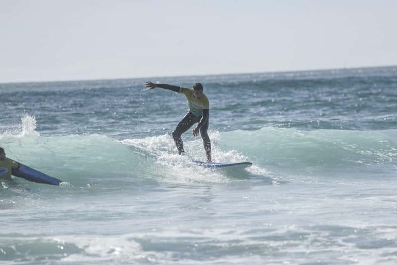 Lisbon: Surf Experience at Costa da Caparica - Instruction style and languages that keep you comfortable