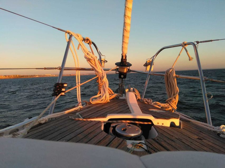 Lisbon: Tagus River Sailboat Tour - The Landmark Sweep: Belém, Cristo Rei, Commerce Square, Discoveries Monument