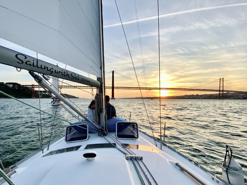 Lisbon: Tagus River Sunset Cruise with Drinks - Christ the King, Belém Tower, and Short Photo Stop Energy