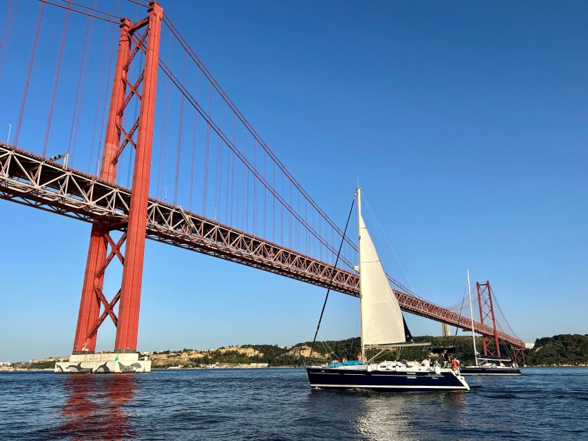 Lisbon: Tagus River Sunset Cruise with Drinks - Drinks, Comfort, and How to Have the Best Seat