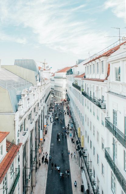 Lisbon: The city where it all started - São Jorge Castle: medieval views, a guided walk, and time to wander
