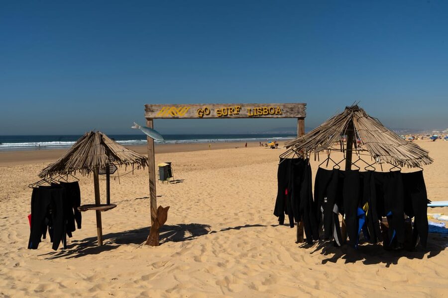 Lisbon: The Surf Instructor - surf lessons with transfer - Price and value: what $58 really covers in this format