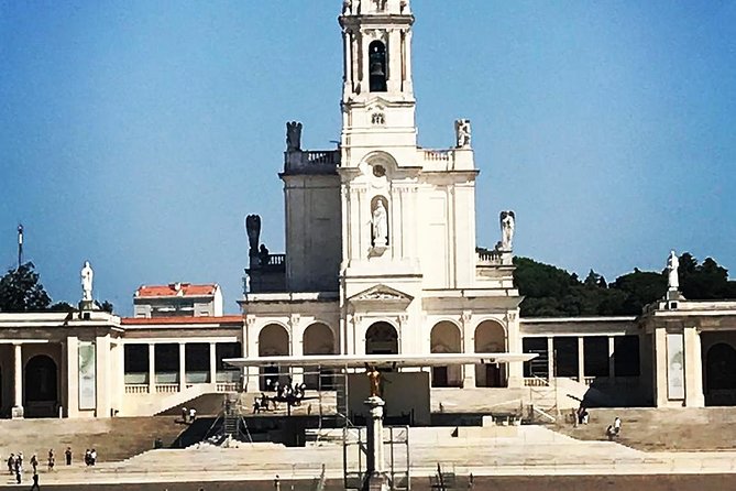 Lisbon to Porto Up to 4 Stops: Obidos, Nazare, Fatima and Aveiro - Aveiro canals and ovos moles: Portugal’s Venice nickname, explained