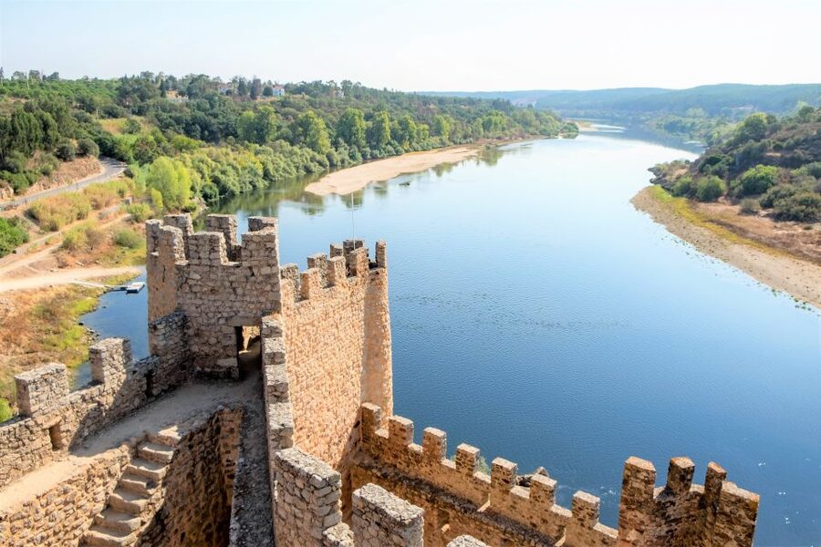 Lisbon: Tomar and Almourol Knights Templar Tour - Pegões Aqueduct and the brief photo stop that rounds out the route