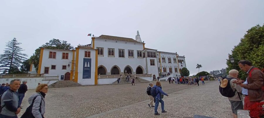 Lisbon: Tour to Pena Palace, Sintra, Cabo da Roca, Cascais - Cascais on the Portuguese Riviera, with Two Hours by the Water