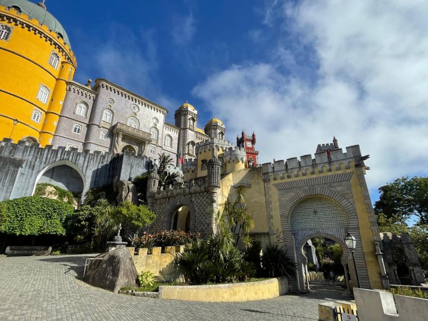 Lisbon: Tour to Sintra, Cabo da Roca and Cascais - Sintra time: what you do in 50 minutes