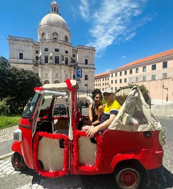 Lisbon Tour With Tuktuk - São Vicente de Fora, the flea market, and the “get to know it” stops