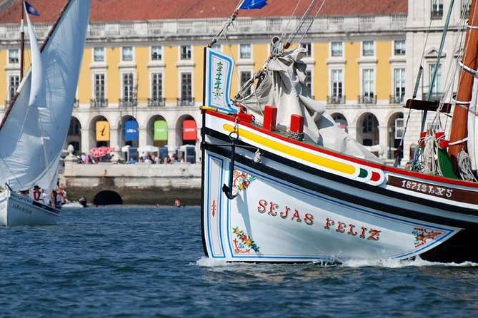 Lisbon Traditional Boats - Express Cruise - 45min - Square of Commerce and the waterfront economy cue