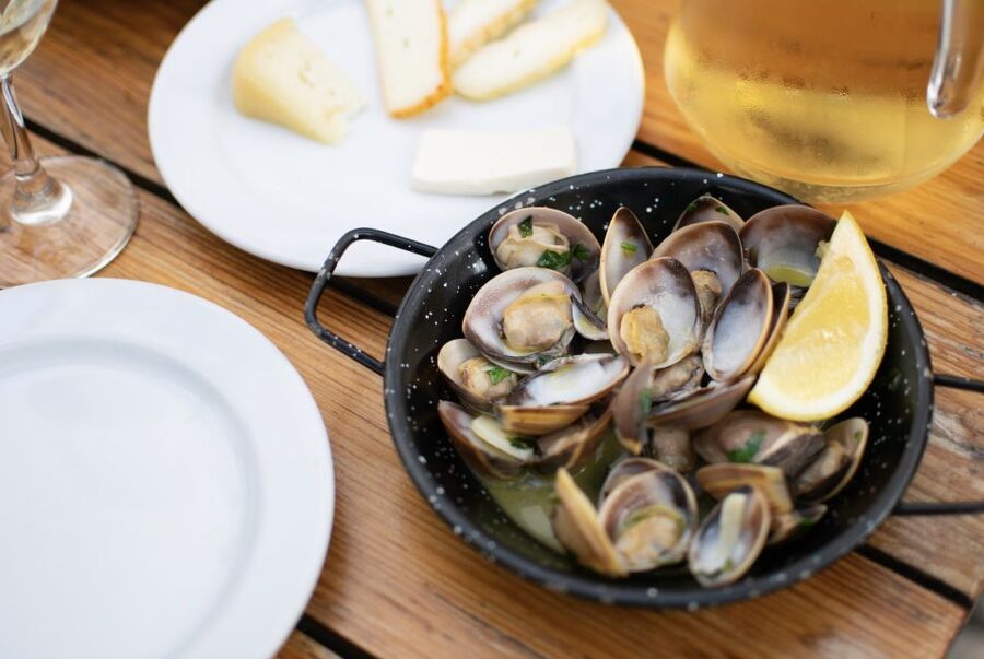 Lisbon Traditional Portuguese Food and Sightseeing Tour - Stop Three: Wine Tasting, Lisbon Style