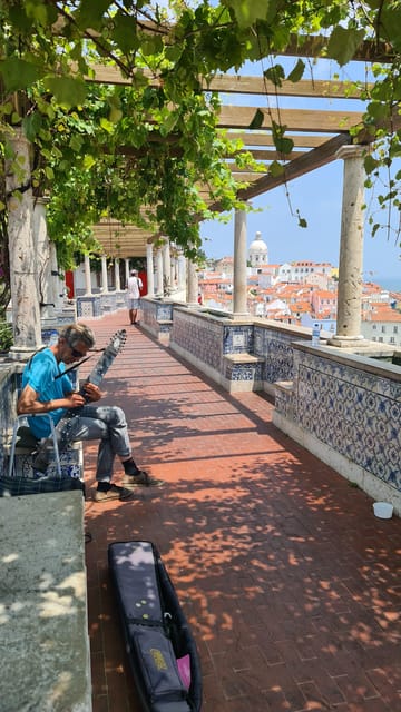 Lisbon: Tuk Tuk 1H30 Tour Old Town Complete with a Old Timer - Sé Cathedral and the Museum of Sé: the stop that grounds the whole tour