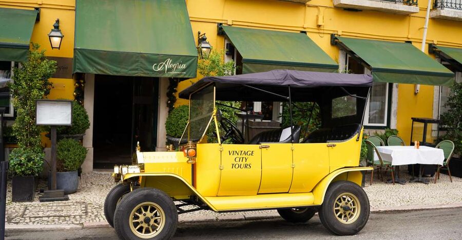 Lisbon: Tuk Tuk City tour with vintage car - Baixa de Lisboa in about 2 hours: get oriented around plazas and architecture