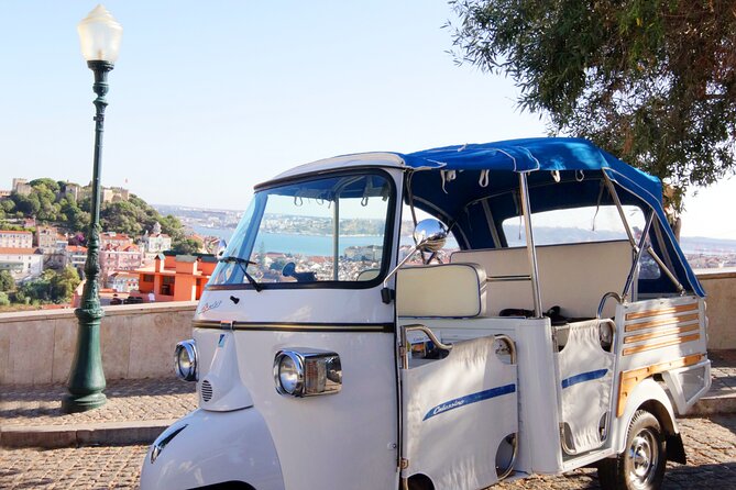 Lisbon Tuk Tuk Tour – 1-Hour Old Town Experience - Alfama and Santa Luzia: Streets, Staircases, and Viewpoint Gardens