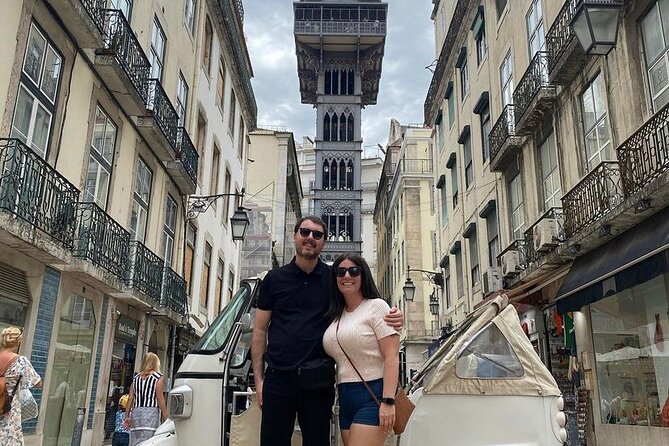 Lisbon Tuk Tuk Tour – 1-Hour Old Town Experience - Miradouro das Portas do Sol: The 10-Minute Tagus View