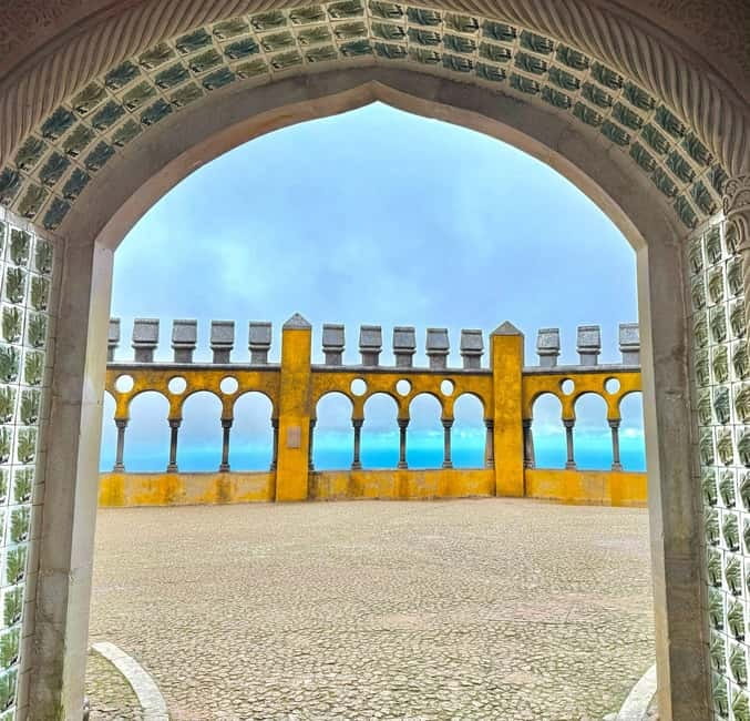 Lisbon: Visit Pena Palace, Regaleira, Cabo da Roca & Cascais - Guincho Beach: A Fast Coastal Photo Moment That Works