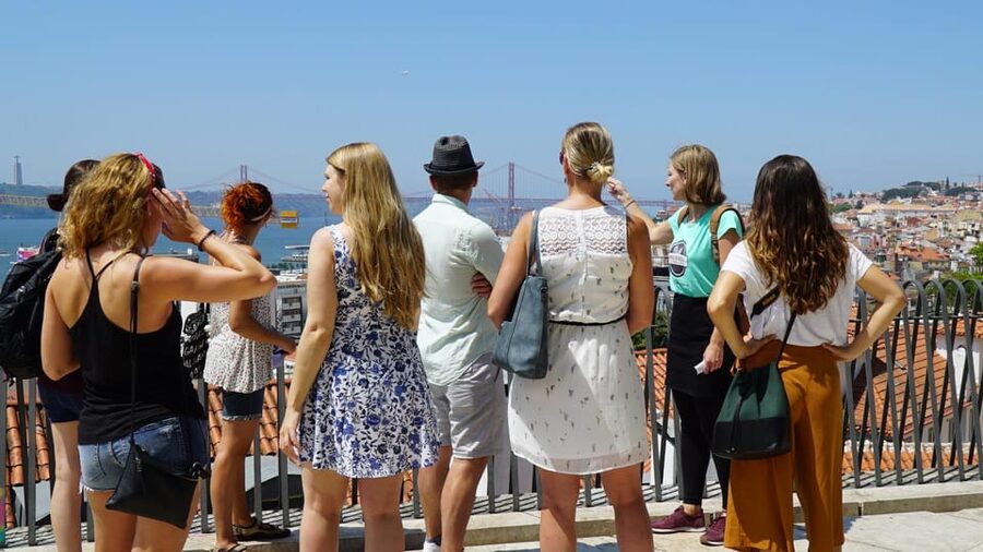 Lisbon: Walking Tour in the Center (Max 12 Participants) - Chiado and Praça Luís de Camões, old poets and modern life