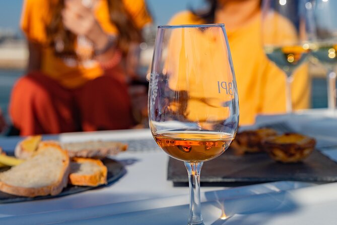 Lisbon: Wine Tasting with Sommelier on a Private Sailboat - Getting to Bluemotion Lisbon at Doca de Alcântara