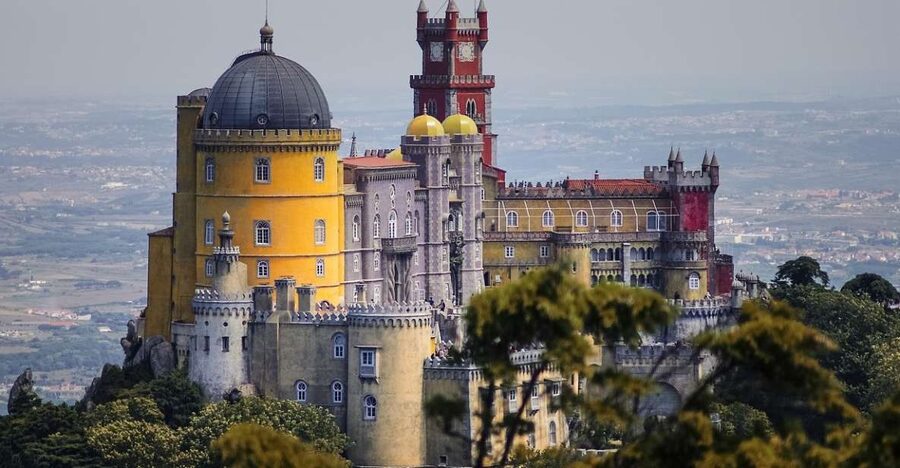 Lisbon: Wonders of Sintra & Cascais Private Day Tour - Sintra’s other palaces: Regaleira and Monserrate options that fit your mood
