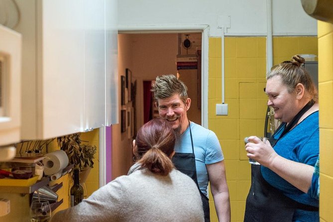 Market Tour, Cooking Class And Lunch At Mercado de Arroios - From market bags to a real home kitchen (and why it matters)