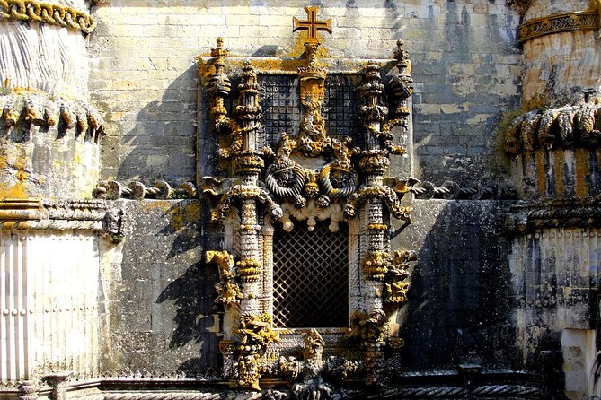 Medieval Knights Templar and Alcobaça Private Day Trip from Lisbon - Comfort, timing, and what to pack for an 8-hour monument day
