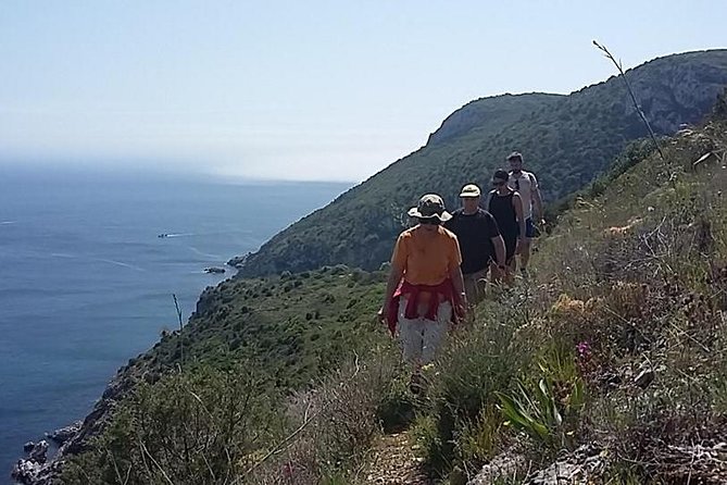 Mindful Coastal Hike in Arrabida – Secret Beach by the Atlantic - Azoia and the second chance at turquoise coves