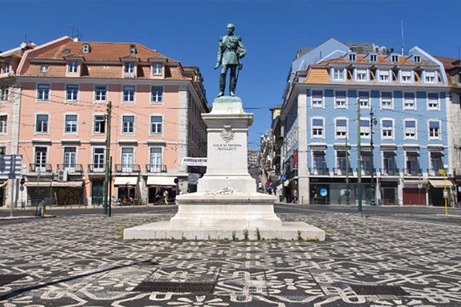 Mini Tour LISBOA (half day) - Praca dos Restauradores and Lisbon Cathedral photos: quick city-center anchors