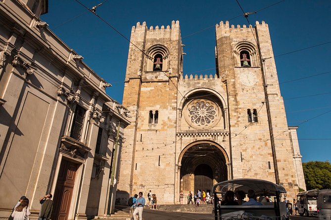 Mon Ami Vadio - Lisbon Old City Private Tuk Tuk Tour - The 5 free stops you hit in Lisbon’s old core