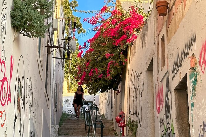 Multicultural Lisbon Walk: Food Tastings, Stories & Live Music - Price and logistics, what you really get for $82.24