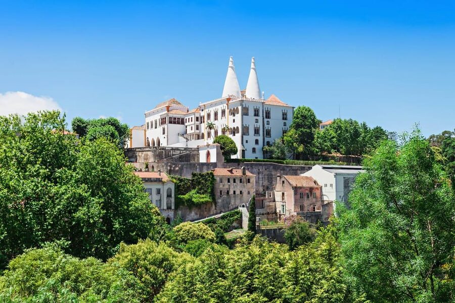 National Sintra Palace E-Ticket and Audio Guide - Before You Go: download the app, map your audio, and save storage