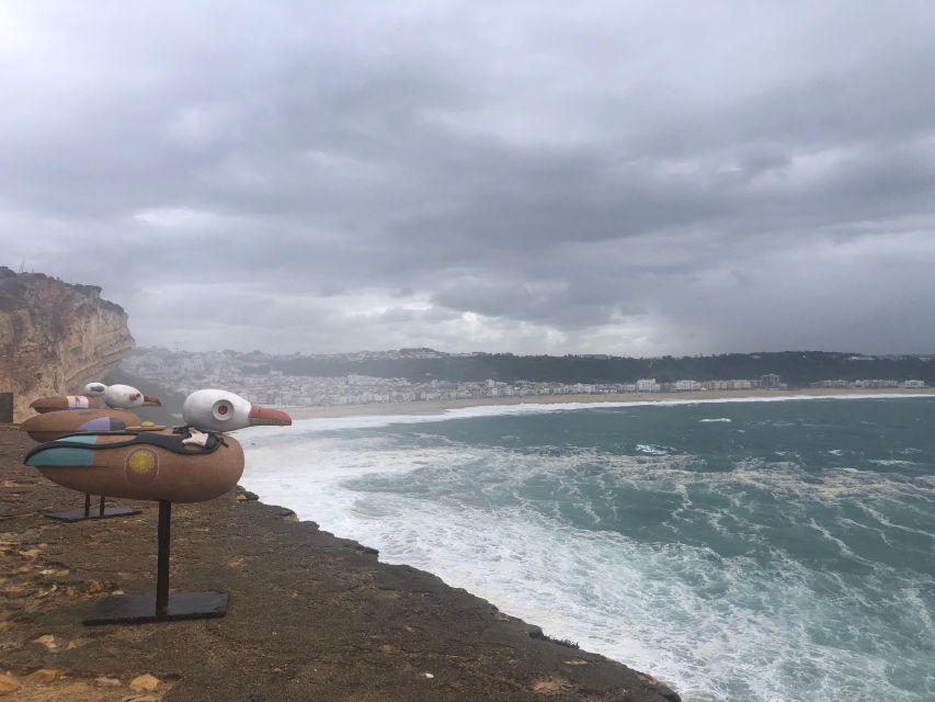 Nazaré: Big Wave Capital & Medieval Óbidos tour from Lisbon - Can you really see big-wave surfing? How this tour handles wave uncertainty