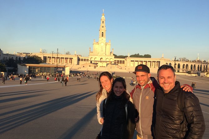 Nazaré-Fátima-Óbidos c/pick up at the Hotel Private Tour - Batalha Monastery and the story behind Portugal’s victory