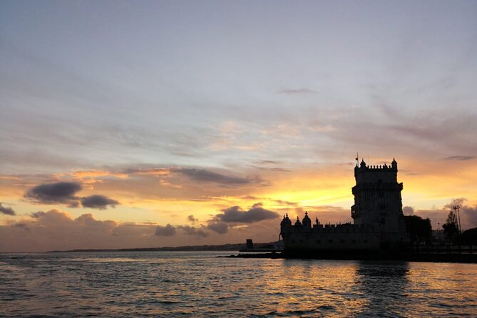 Night Sailing - MOONLIGHT Boat Tour -Exclusive Lisbon City Lights - Doca de Santo Amaro: your calm start to Lisbon’s night lights