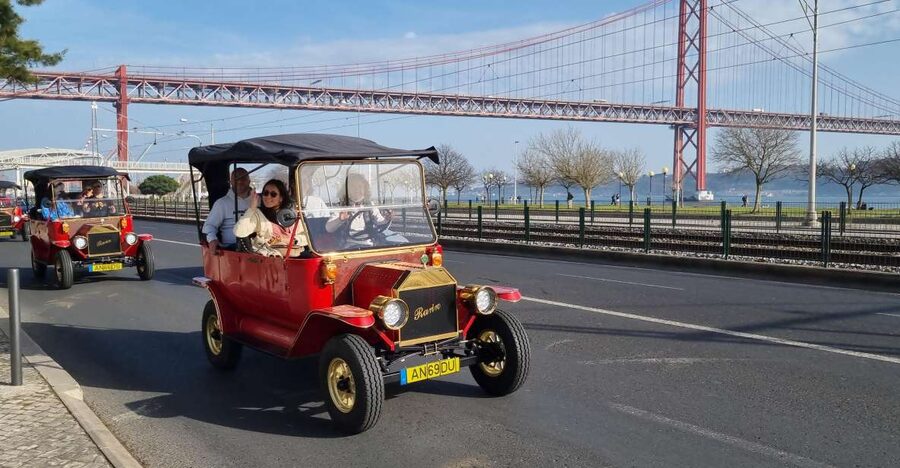 Nostalgic Lisbon Tuk Tuk Tour: Hidden Gems - Alfama streets and the fado soundtrack you hear while moving