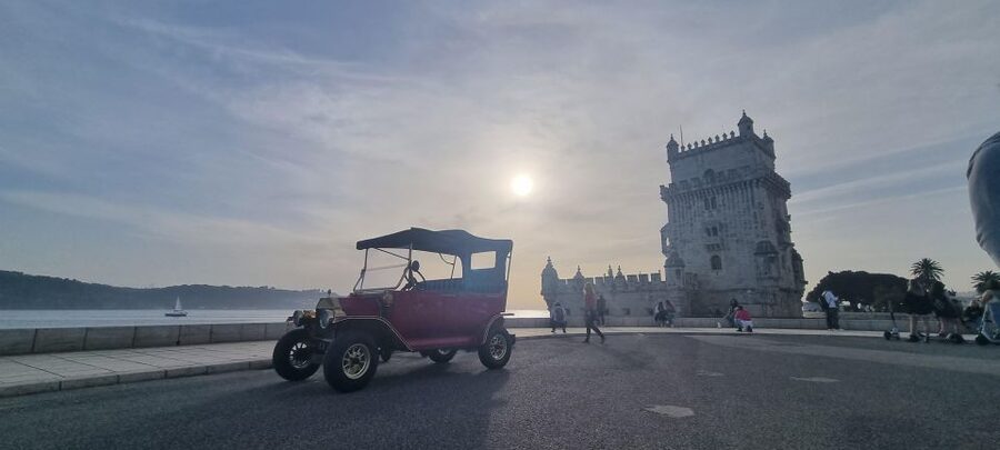 Nostalgic Lisbon Tuk Tuk Tour: Hidden Gems - Price and value for a group up to four
