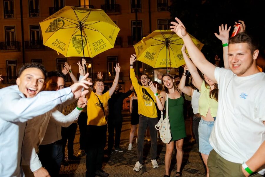 NYE Pub Crawl + VIP Club Entry - Midnight Champagne: The Ritual People Remember